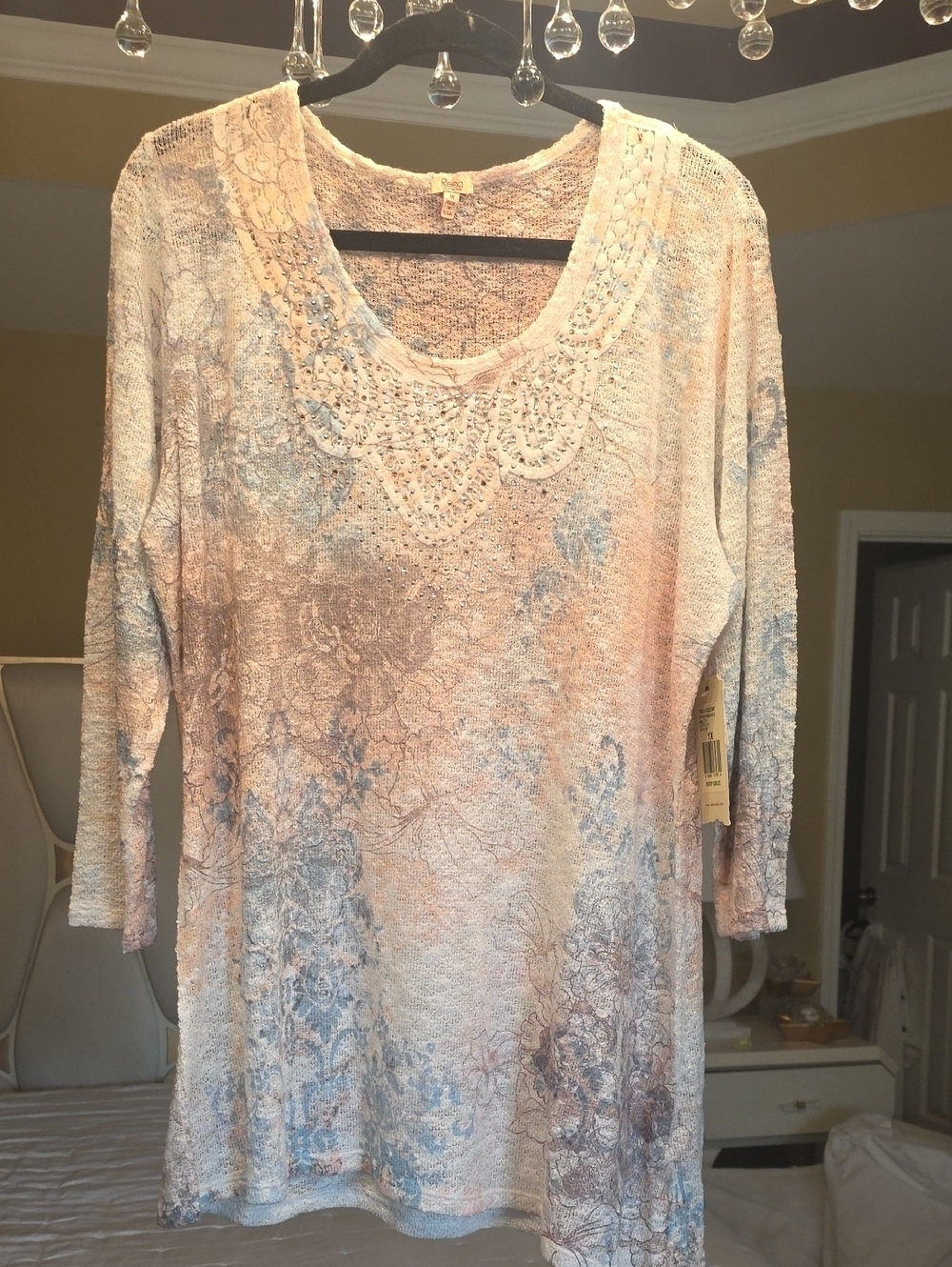 Reba Lace-Trim Scoop Neck Tunic in Pastel Peach & Light Blue Size 1X 3/4 Sleeve